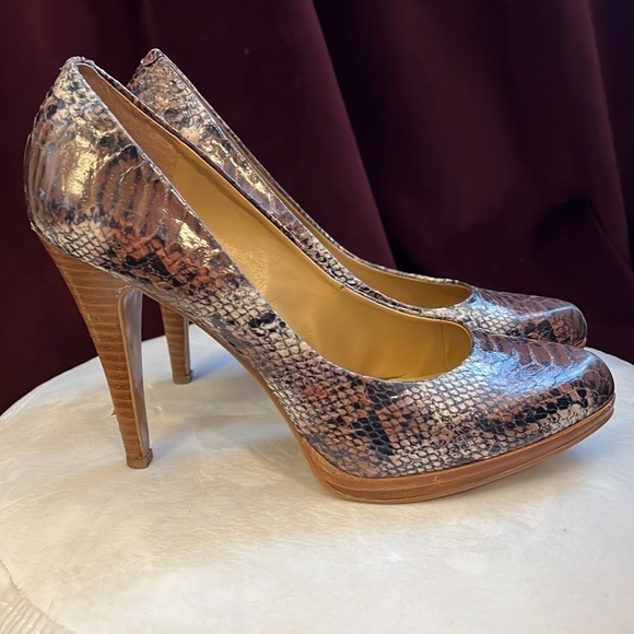 Nine West Snakeskin Platform Pump Size 7.5 - Picture 3 of 7